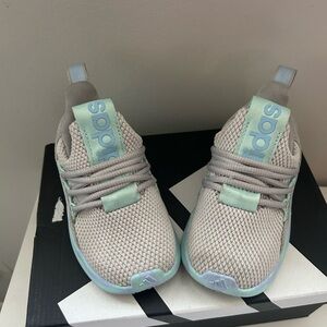 Adidas Kids Sneakers in Gray and Mint